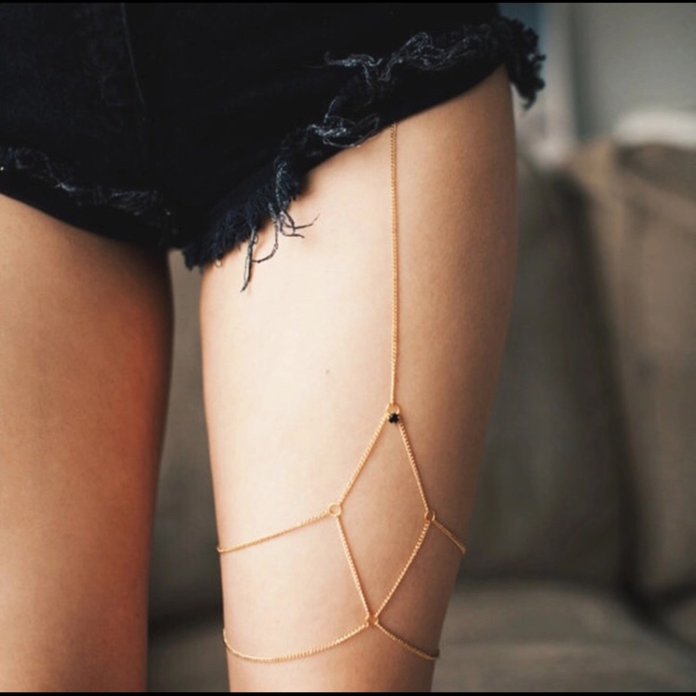 Sexy Golden Empress Thigh Chain Leg Harness - Picture 3 of 5